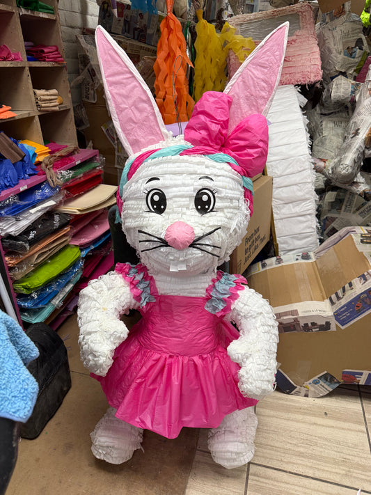 Easter Bunny: Female - Conejita Pascua