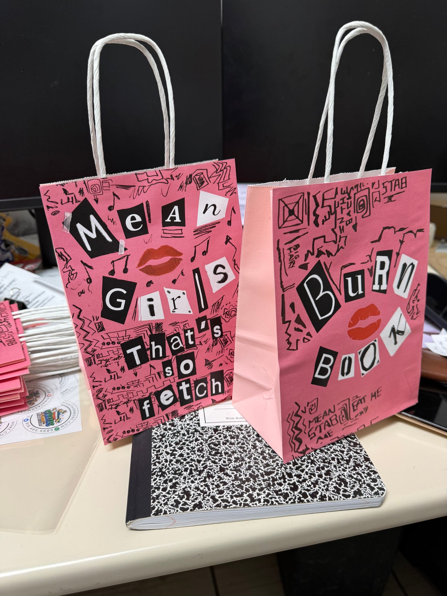 Gift Bag: Mean Girls Gift Bags/Bolsitas