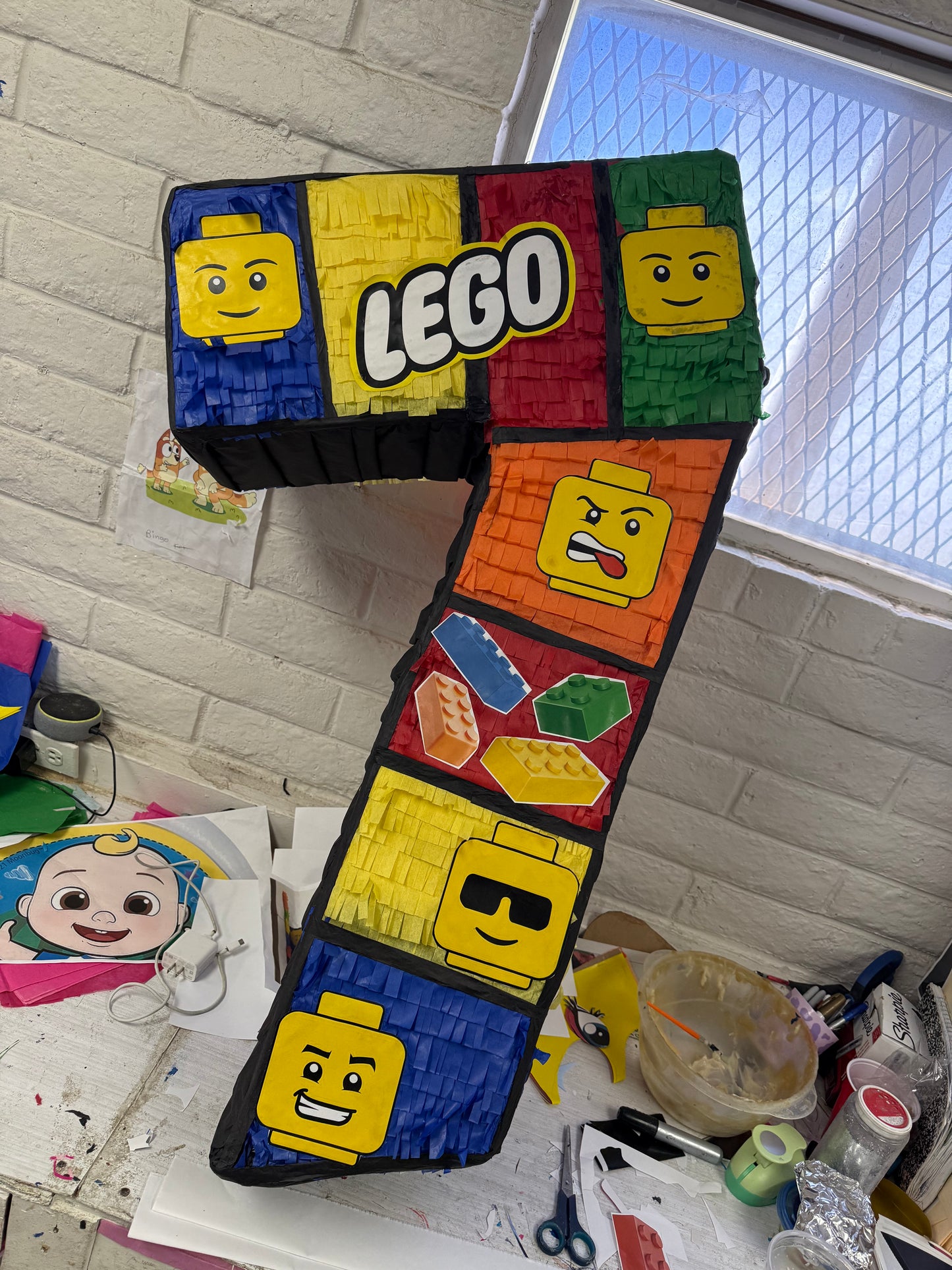 Number 7/ Número 7: Lego