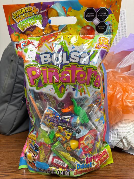 Candy: Piñata Bag/ Blosa Piñatera: Dulces Las Delicias