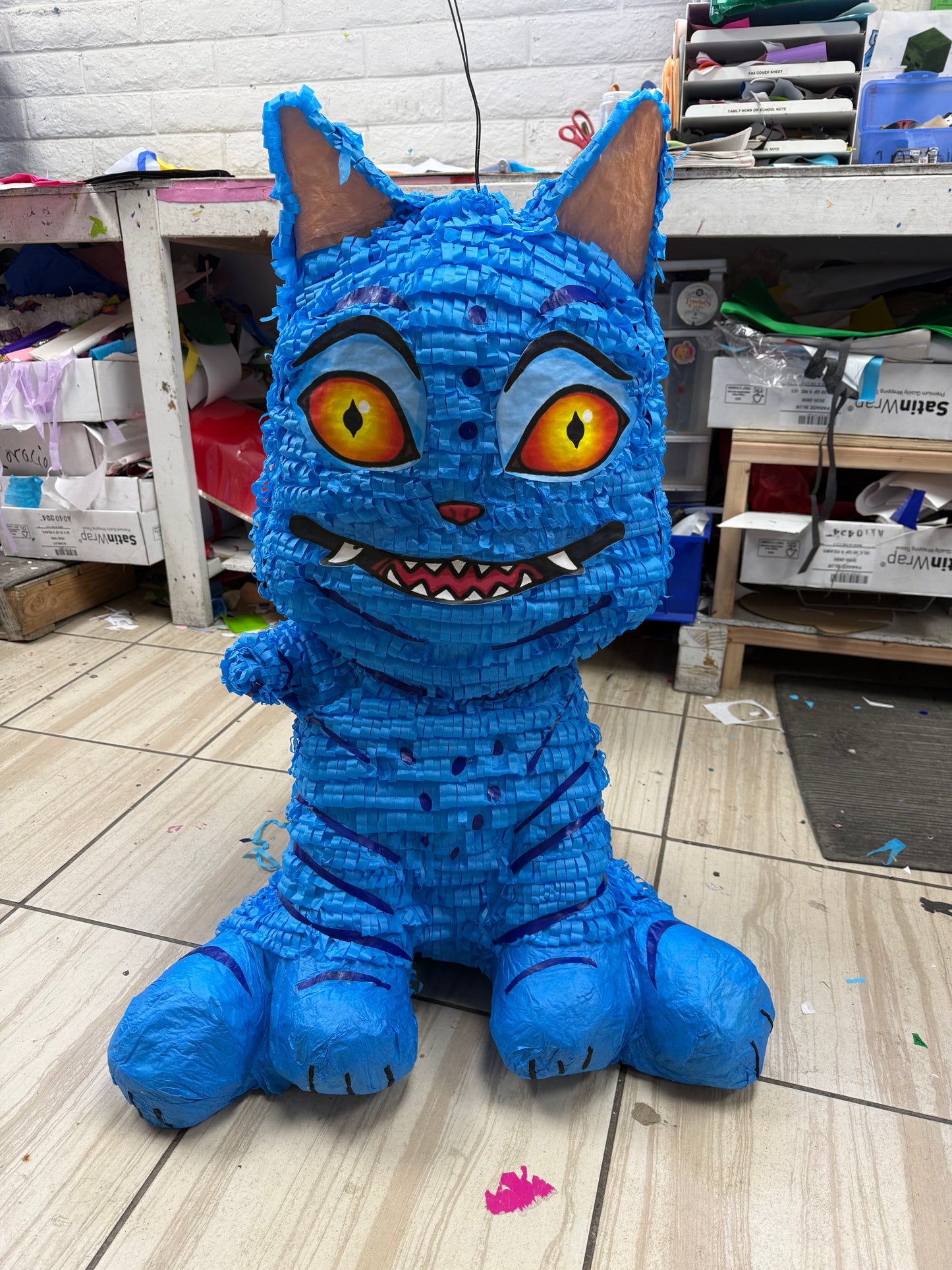 K-Pop Demon Hunters: Tiger (seated/sentado)