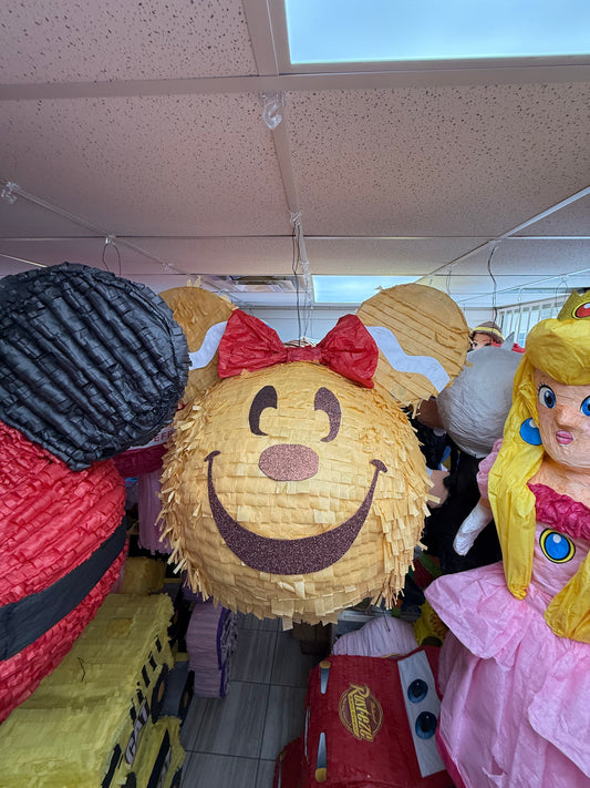 Disney: Christmas Minnie Mouse Gingerbread